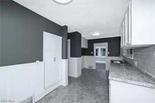 103 Norwood St, Barberton, OH 44203 - Photo 17