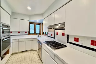 2411 55th St NE, Canton, OH 44721 - Photo 27