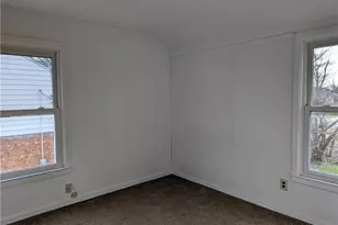 1492 E 250th St, Euclid, OH 44117 - Photo 9