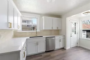 1150 W 10th St, Lorain, OH 44052 - Photo 13