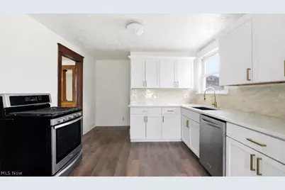 1150 W 10th Street, Lorain, OH 44052 - Photo 11