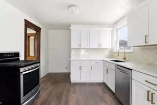 1150 W 10th St, Lorain, OH 44052 - Photo 11