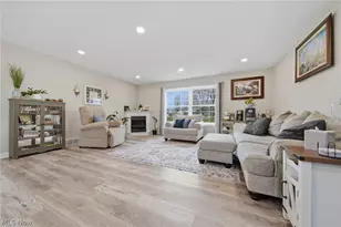 6101 Skylark St SW, Canton, OH 44706 - Photo 7