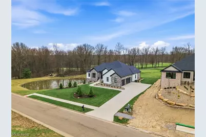 6879 Kyle Ridge Pointe, Canfield, OH 44406 - Photo 5