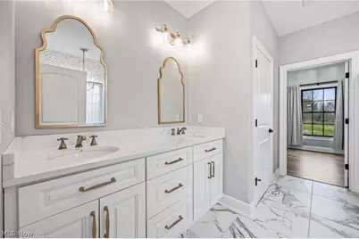 6879 Kyle Ridge Pointe, Canfield, OH 44406 - Photo 43