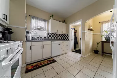 1207 Irene Road, Lyndhurst, OH 44124 - Photo 13