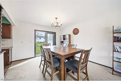 3992 Hilltop Drive, Brunswick, OH 44212 - Photo 7