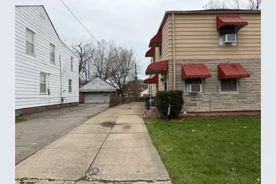 1464 E 250th Street #E, Euclid, OH 44117 - Photo 3