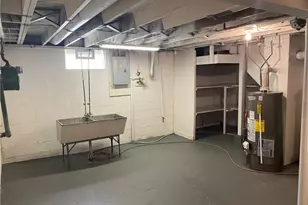 1600 Bond St, Akron, OH 44313 - Photo 17