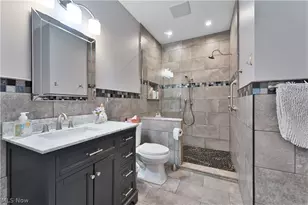 101 Pin Oak Pl, Campbell, OH 44405 - Photo 29