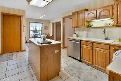 101 Pin Oak Place, Campbell, OH 44405 - Photo 11