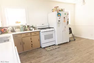 1721 13th St, Cuyahoga Falls, OH 44223 - Photo 7