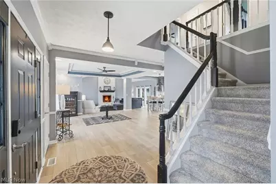 1576 Kings Arms Circle NW, Uniontown, OH 44685 - Photo 3