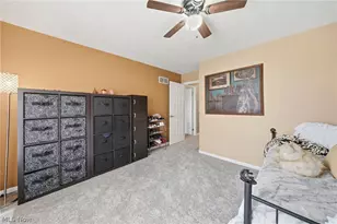 1576 Kings Arms Cir NW, Uniontown, OH 44685 - Photo 21