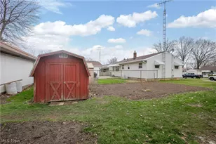 517 Zern Ave SW, Massillon, OH 44646 - Photo 23