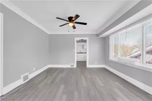 10613 Sandusky Ave, Loveland, OH 44105 - Photo 9