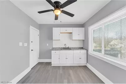 10613 Sandusky Avenue #B, Loveland, OH 44105 - Photo 11