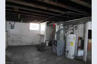 13208 Maplerow Avenue, Garfield Heights, OH 44105 - Photo 27