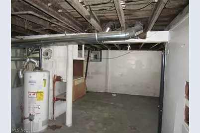 13208 Maplerow Avenue, Garfield Heights, OH 44105 - Photo 29