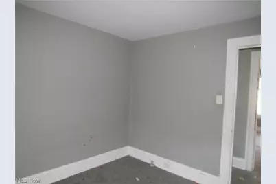 13208 Maplerow Avenue, Garfield Heights, OH 44105 - Photo 25