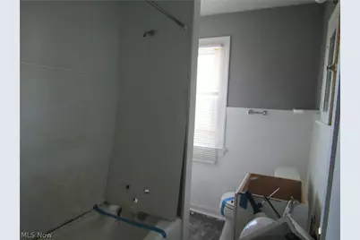 13208 Maplerow Avenue, Garfield Heights, OH 44105 - Photo 17