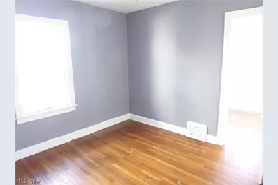 2179 Edgewood Road, Cleveland Heights, OH 44118 - Photo 11