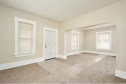 85 Mount View Avenue, Akron, OH 44303 - Photo 5