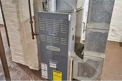 85 Mount View Avenue, Akron, OH 44303 - Photo 17