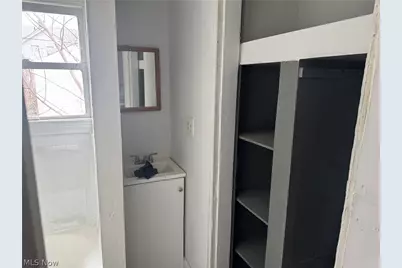 433 E 156th Street, Loveland, OH 44110 - Photo 9