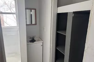 433 E 156th St, Loveland, OH 44110 - Photo 9