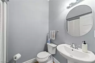 3060 Mabel Ct, Loveland, OH 44113 - Photo 7