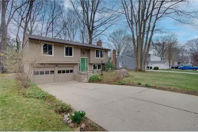 95 Oakhurst Drive, Munroe Falls, OH 44262 - Photo 3