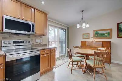 95 Oakhurst Drive, Munroe Falls, OH 44262 - Photo 13