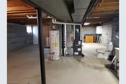 10755 Albion Road, North Royalton, OH 44133 - Photo 13