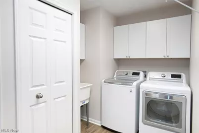 2052 Glenmont Drive, Brunswick, OH 44212 - Photo 29