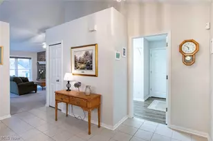 2052 Glenmont Dr, Brunswick, OH 44212 - Photo 3