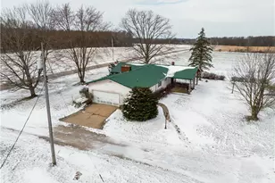 5329 Slater Rd, Williamsfield, OH 44093 - Photo 3