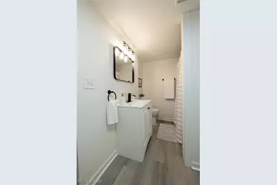 3379 Tullamore Road, Cleveland Heights, OH 44118 - Photo 33