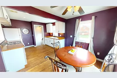 32706 Lake Shore Boulevard, Willowick, OH 44095 - Photo 9
