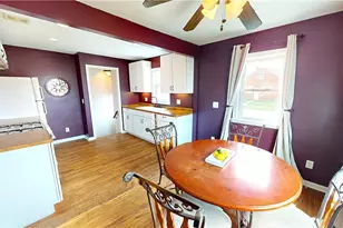 32706 Lakeshore Blvd, Willowick, OH 44095 - Photo 9