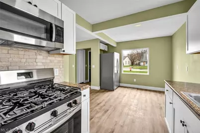 15812 Eleanore Drive, Loveland, OH 44135 - Photo 17