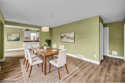 15812 Eleanore Drive, Loveland, OH 44135 - Photo 9