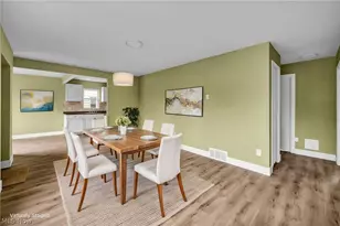 15812 Eleanore Dr, Loveland, OH 44135 - Photo 9