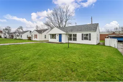 15812 Eleanore Drive, Loveland, OH 44135 - Photo 3