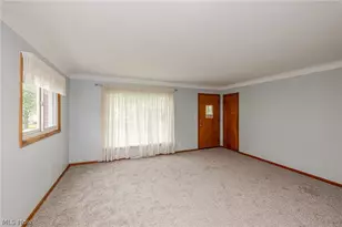 5670 Cherokee Dr, Lyndhurst, OH 44124 - Photo 5
