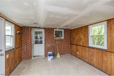 5670 Cherokee Drive, Lyndhurst, OH 44124 - Photo 31