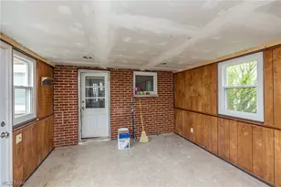 5670 Cherokee Dr, Lyndhurst, OH 44124 - Photo 31