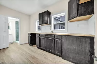 2160 Fulton Road, Loveland, OH 44113 - Photo 13