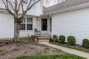 390 Blair Cir, Aurora, OH 44202 - Photo 45