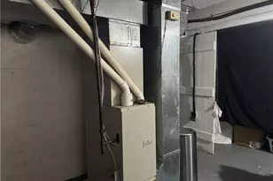 250 29th St NW, Barberton, OH 44203 - Photo 23